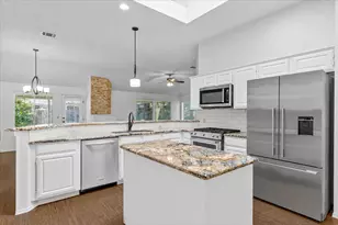 9005 Martha's Dr, Austin, TX 78717 - Photo 8