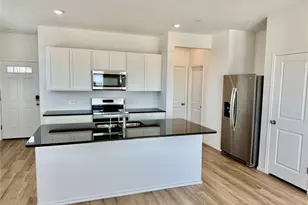 12815 Summer Vlg Dr, Buda, TX 78610 - Photo 2