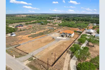 507 Rawhide Road, Seguin, TX 78155 - Photo 38