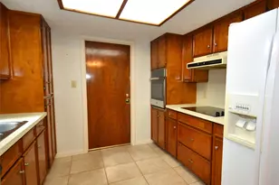 8833 Tallwood Dr, Austin, TX 78759 - Photo 8