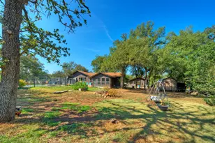 2300 Robin Rd, Manchaca, TX 78652 - Photo 30