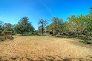 2300 Robin Rd, Manchaca, TX 78652 - Photo 32
