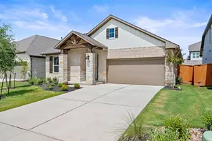 117 Old Wood Rd, Liberty Hill, TX 78642 - Photo 2