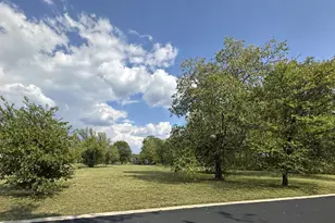 2208 B Pecan St, Bastrop, TX 78602 - Photo 1