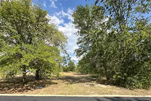 2208 B Pecan St, Bastrop, TX 78602 - Photo 1