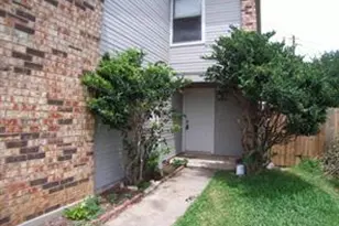 2636 Gwendolyn Ln, Austin, TX 78748 - Photo 1