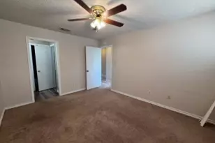 2636 Gwendolyn Ln, Austin, TX 78748 - Photo 12