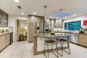 7101 Sungate Dr, Austin, TX 78731 - Photo 2