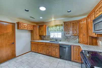603 Sun Ray, Horseshoe Bay, TX 78657 - Photo 8