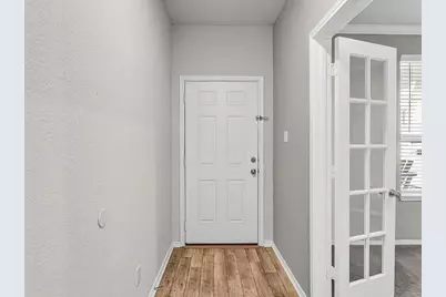 156 Janice Road, Taylor, TX 76574 - Photo 2