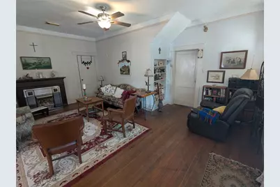 502 W 10th Street, Taylor, TX 76574 - Photo 12