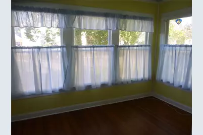 502 W 10th Street, Taylor, TX 76574 - Photo 20