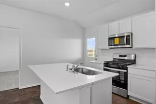 105 Celosia Loop, Uhland, TX 78640 - Photo 8