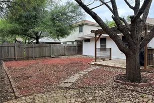 706 Luke Ln, Leander, TX 78641 - Photo 16