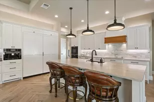 309 Highland Spring Ln, Georgetown, TX 78633 - Photo 10