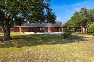 803 S Converse St, Flatonia, TX 78941 - Photo 32