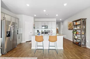 199 Frostweed Dr, Kyle, TX 78640 - Photo 8