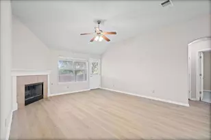844 Dark Horse Ln, Buda, TX 78610 - Photo 10