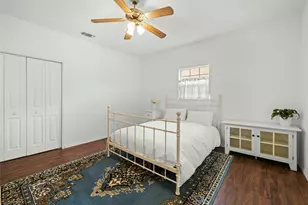 911 W 3rd St, Taylor, TX 76574 - Photo 16