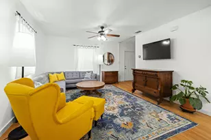 911 W 3rd St, Taylor, TX 76574 - Photo 8