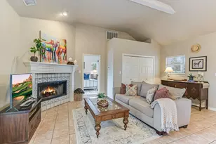 207 River Oaks Dr, Wimberley, TX 78676 - Photo 8