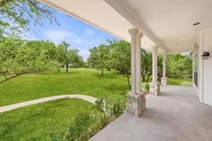 4921 Creek Meadow Cove, Spicewood, TX 78669 - Photo 10