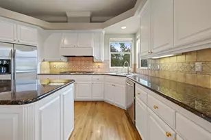 4921 Creek Meadow Cove, Spicewood, TX 78669 - Photo 24