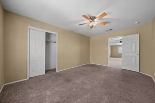 511 S Pauley Dr, Hutto, TX 78634 - Photo 22