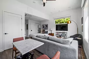 49 Navasota St, Austin, TX 78702 - Photo 10