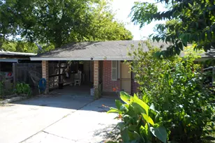 1423 Berene Ave, Austin, TX 78721 - Photo 2