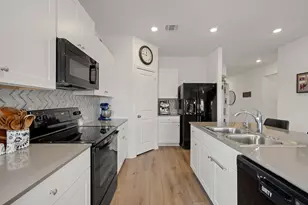 204 Lone Cedar Rd, Marble Falls, TX 78654 - Photo 6