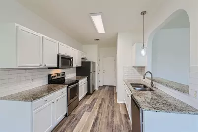 115 Killian Loop, Hutto, TX 78634 - Photo 4