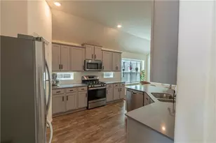 104 Cascia Cir, Liberty Hill, TX 78642 - Photo 4