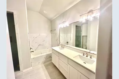 386 B Tahitian Drive, Bastrop, TX 78602 - Photo 8