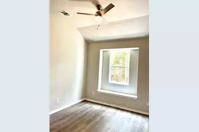 386 B Tahitian Drive, Bastrop, TX 78602 - Photo 10