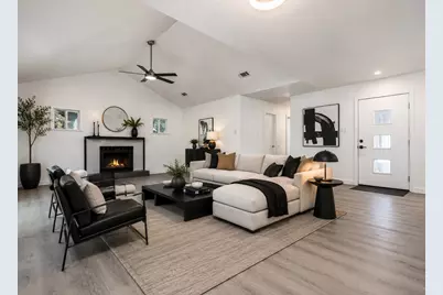 6702 Rockridge Court, Austin, TX 78744 - Photo 8