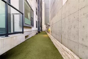 800 Embassy Dr, Austin, TX 78702 - Photo 30