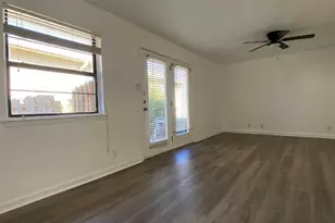 5813 Signal Point, Austin, TX 78724 - Photo 4