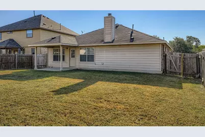 12612 Wayne Spur Lane, Elgin, TX 78621 - Photo 22