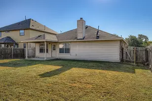 12612 Waynespur Ln, Elgin, TX 78621 - Photo 22
