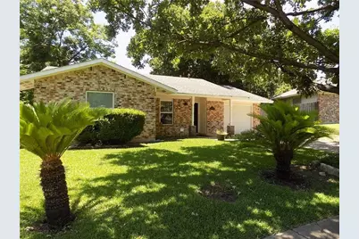 8402 Leesburg Circle, Austin, TX 78758 - Photo 2