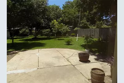8402 Leesburg Circle, Austin, TX 78758 - Photo 18