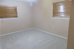 8402 Leesburg Cir, Austin, TX 78758 - Photo 10