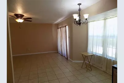 8402 Leesburg Circle, Austin, TX 78758 - Photo 16