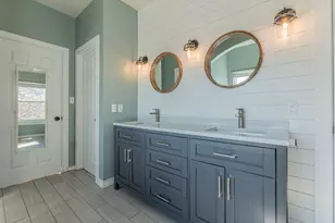 141 Llano Ct, Cedar Creek, TX 78612 - Photo 12