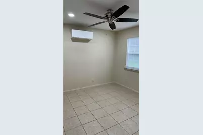 1231 N Lbj Drive #9, San Marcos, TX 78666 - Photo 8