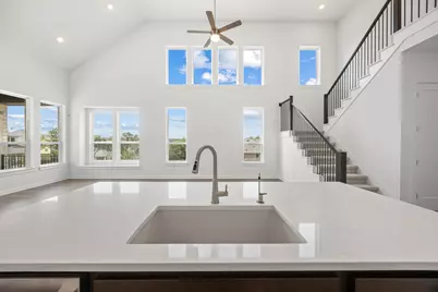 520 High Summit Drive, Georgetown, TX 78628 - Photo 4