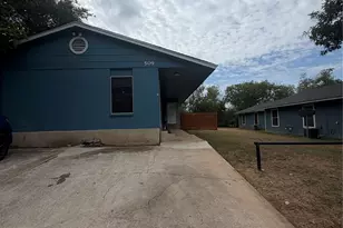509 Central Ave, Elgin, TX 78621 - Photo 1