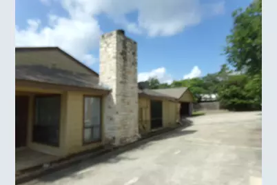 295 Mooring Circle #B, Lakeway, TX 78734 - Photo 2