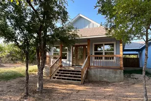 111 E Hickory Dr, Granite Shoals, TX 78654 - Photo 1